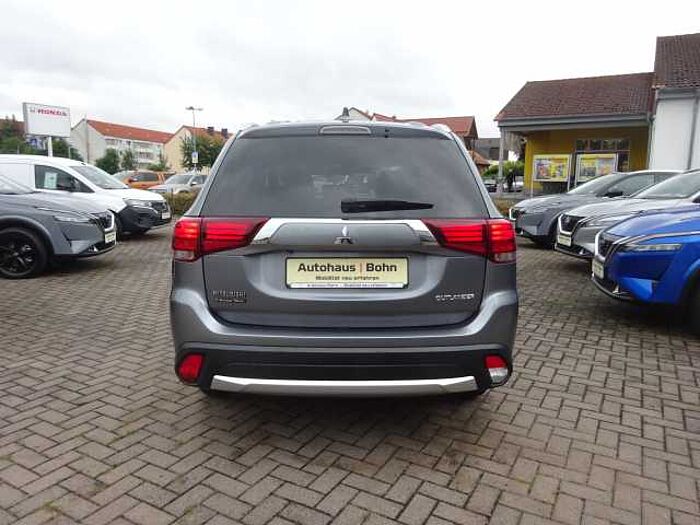 Mitsubishi Outlander 2.0 2WD EDITION100
