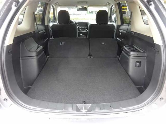 Mitsubishi Outlander 2.0 2WD EDITION100