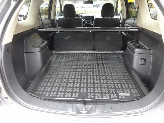 Mitsubishi Outlander 2.0 2WD EDITION100