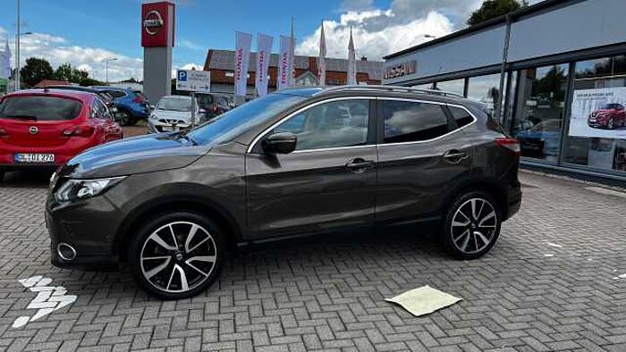 Nissan Qashqai 1.2 DIG-T TEKNA