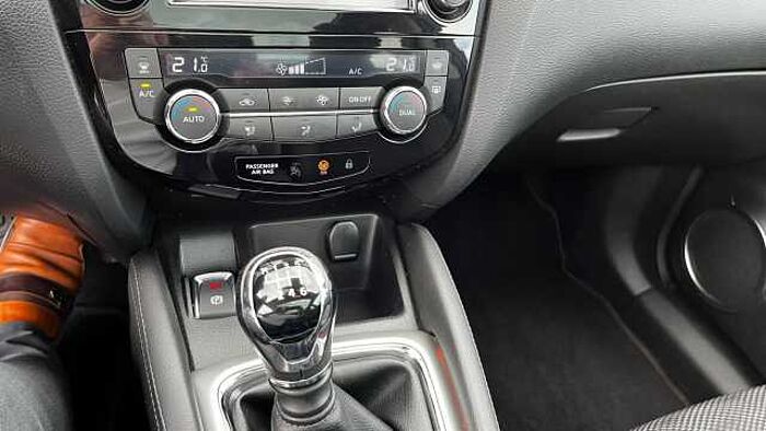 Nissan Qashqai 1.2 DIG-T TEKNA