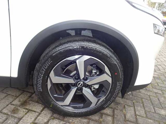 Nissan Qashqai 1.3 DIG-T MHEV N-Connecta